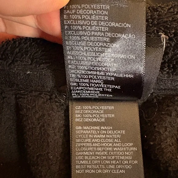 The North Face Black Teddy Jacket - Picture 9 of 15